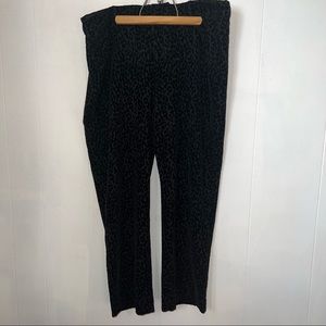 Old Navy Pixie High Rise Black Velvety Leopard Print Pants, Straight Leg, Sz 16